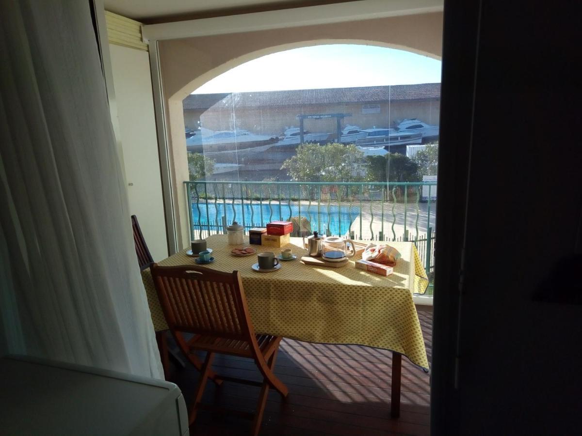 Luxury Apartment In Port Grimaud Luaran gambar